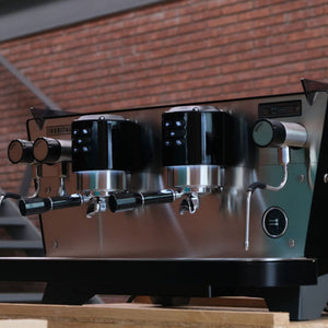 VISTA 2-GRP 4200W - BLACK WITH BACKLIT PANEL